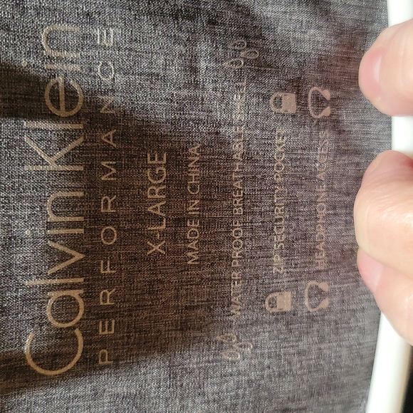 Calvin Klein Performance coat - Picture 8 of 9